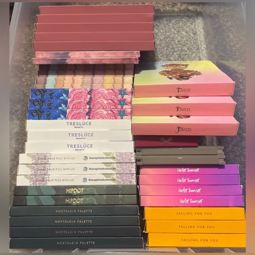 HIGH-END Mystery Box ($200.00) - Picture 14 of 16